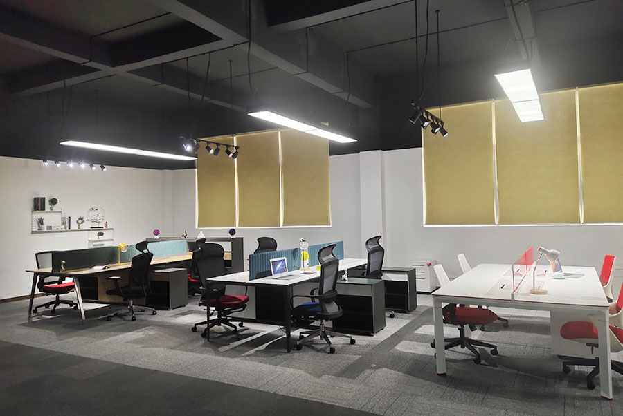 上海藝卓辦公家具展廳,職員辦公區(qū)